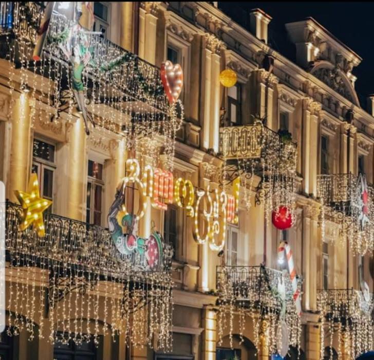 Отель Атлант Тбилиси Экстерьер фото